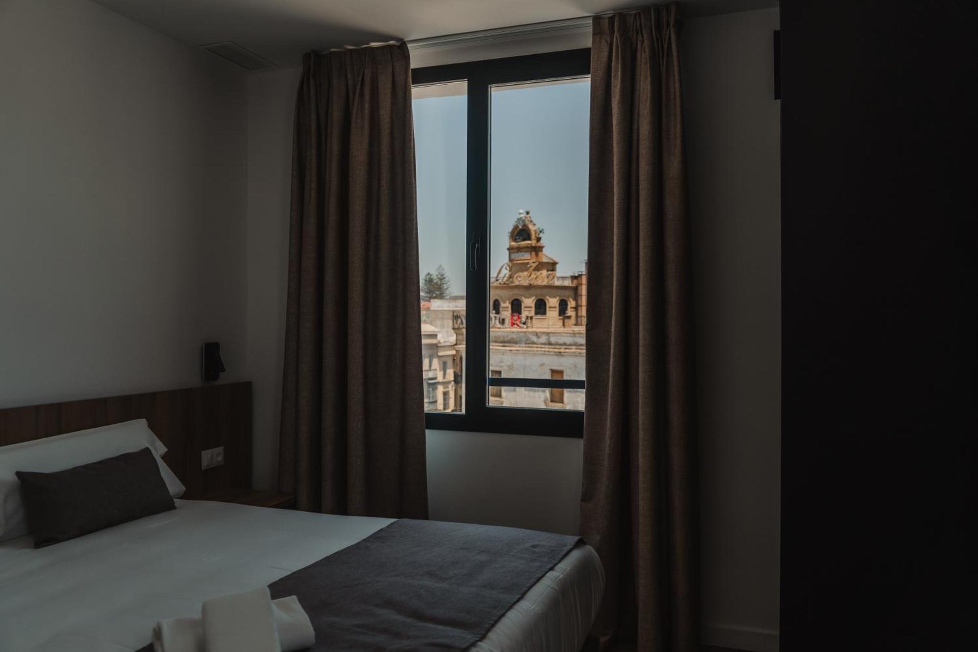 Eszentrico Suites Jerez Jerez de la Frontera Kültér fotó