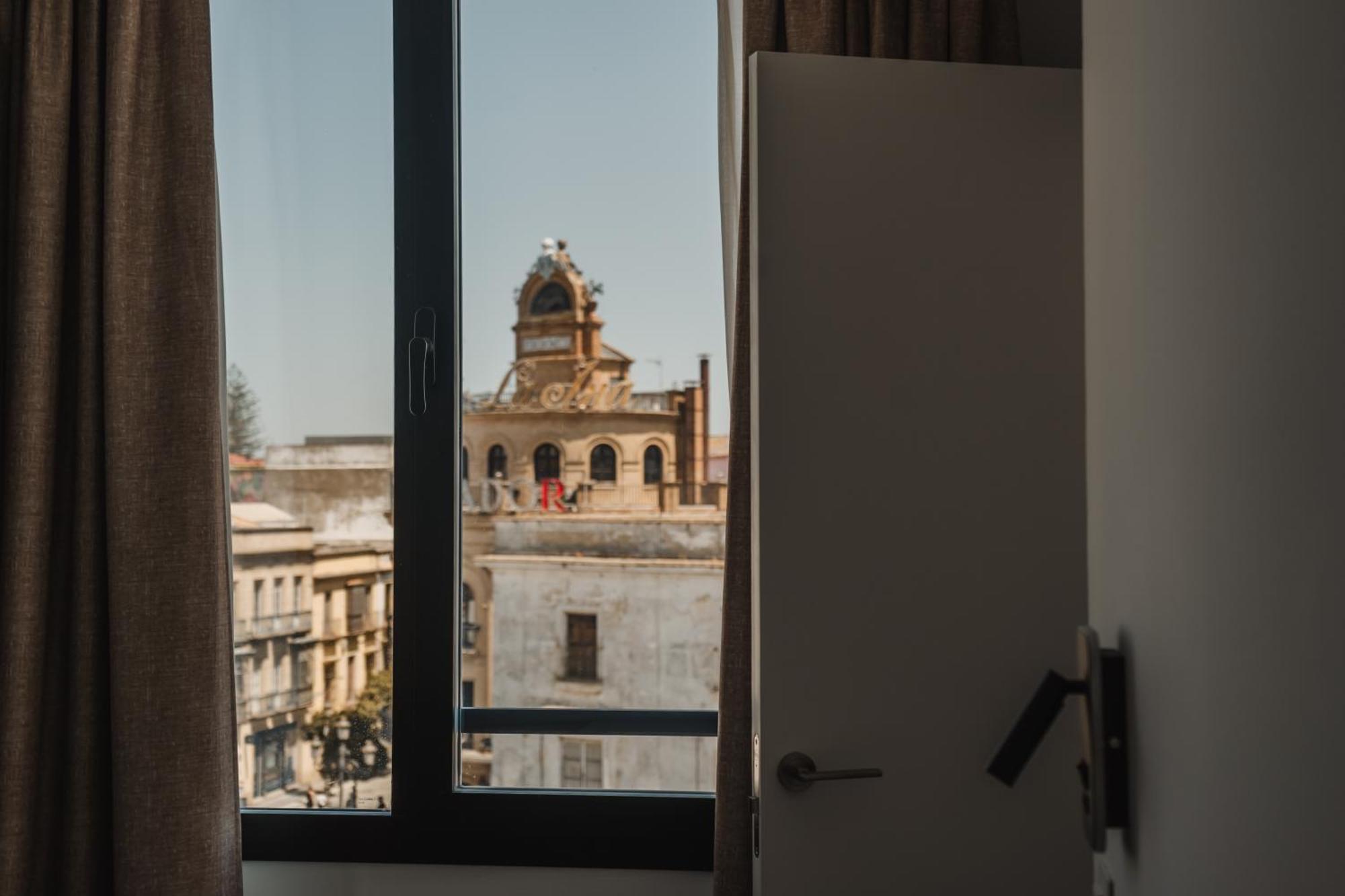 Eszentrico Suites Jerez Jerez de la Frontera Kültér fotó